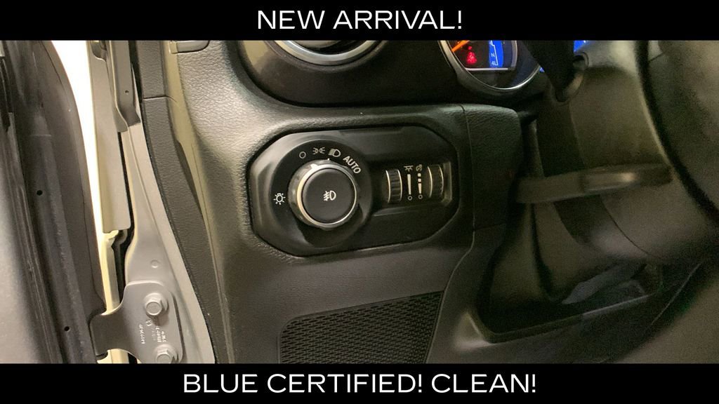 Used 2021 Jeep Wrangler Unlimited Sahara AWD/4WD image 28