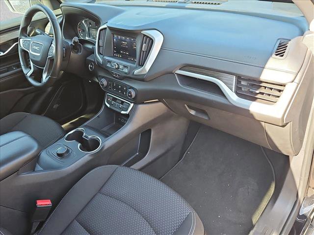 Used 2024 GMC Terrain SLE image 22