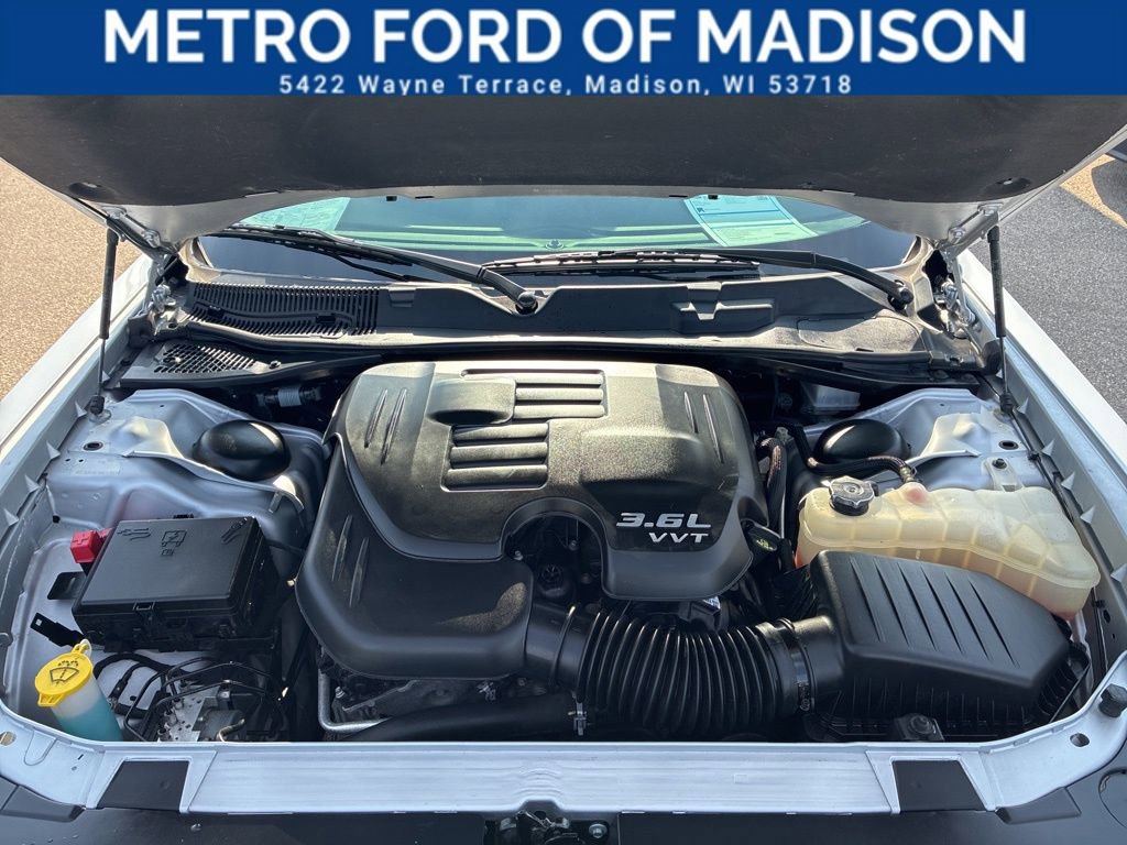 Used 2022 Dodge Challenger SXT w/ Blacktop Package image 39