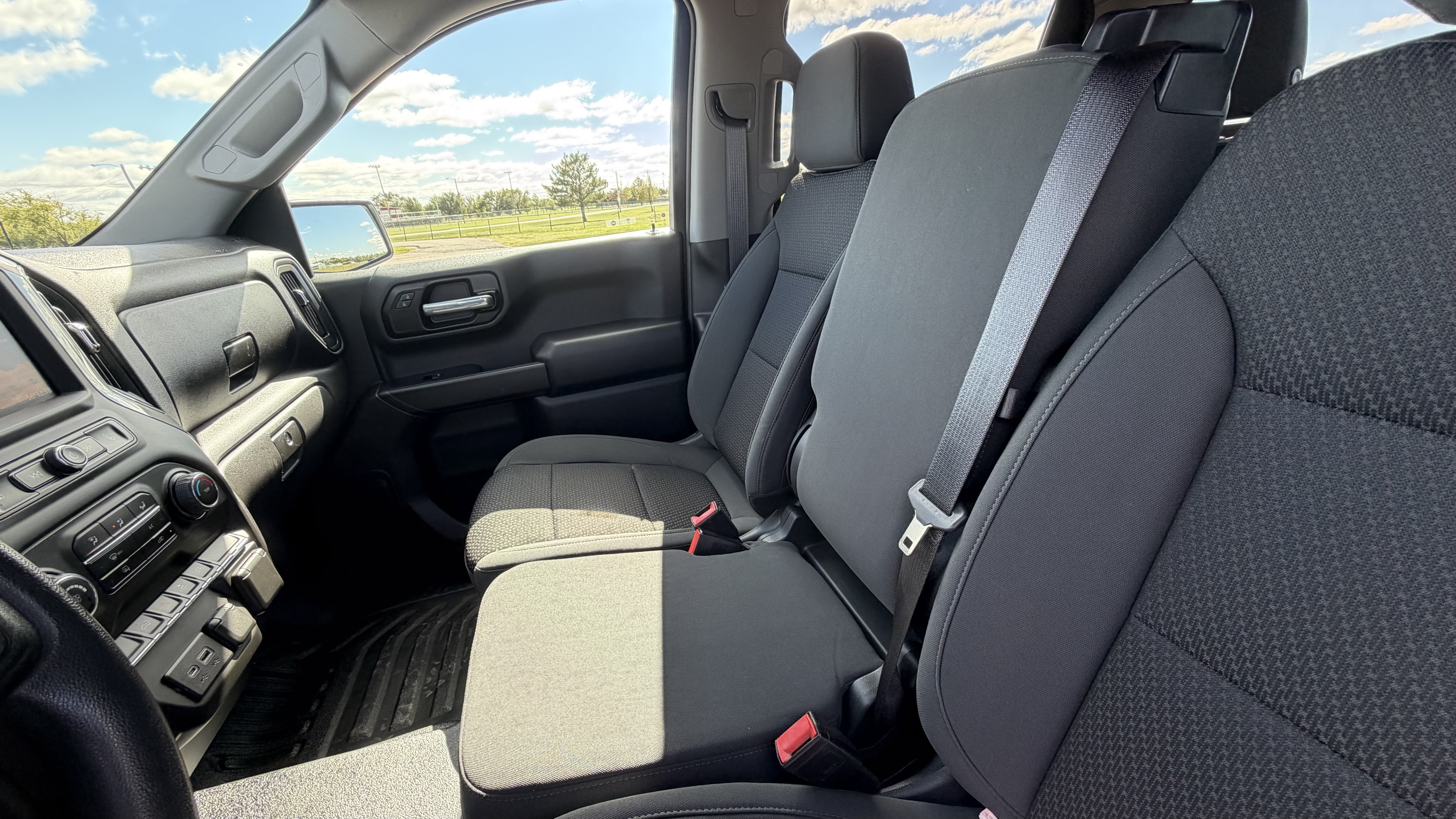 Used 2021 Chevrolet Silverado 1500 W/T w/ WT Fleet Convenience Package AWD/4WD image 28