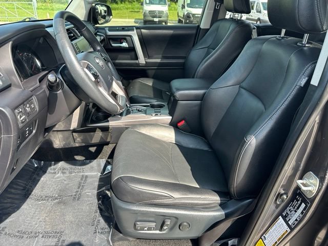 Used 2022 Toyota 4Runner Limited AWD/4WD image 18