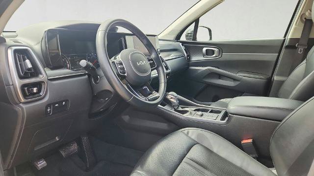 Used 2022 Kia Sorento S FWD image 9