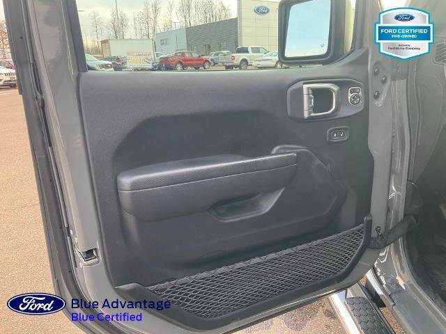 Used 2023 Jeep Wrangler Unlimited Sport AWD/4WD image 15