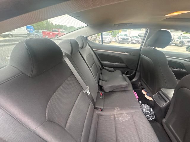 Used 2020 Hyundai Elantra Value Edition w/ Winter Weather Package FWD image 46