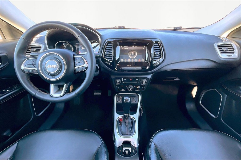 Used 2021 Jeep Compass Latitude image 16