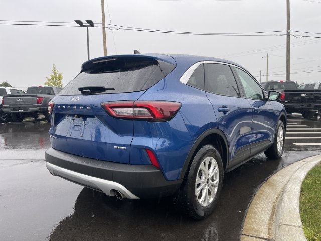 Certified 2023 Ford Escape Active AWD/4WD image 5