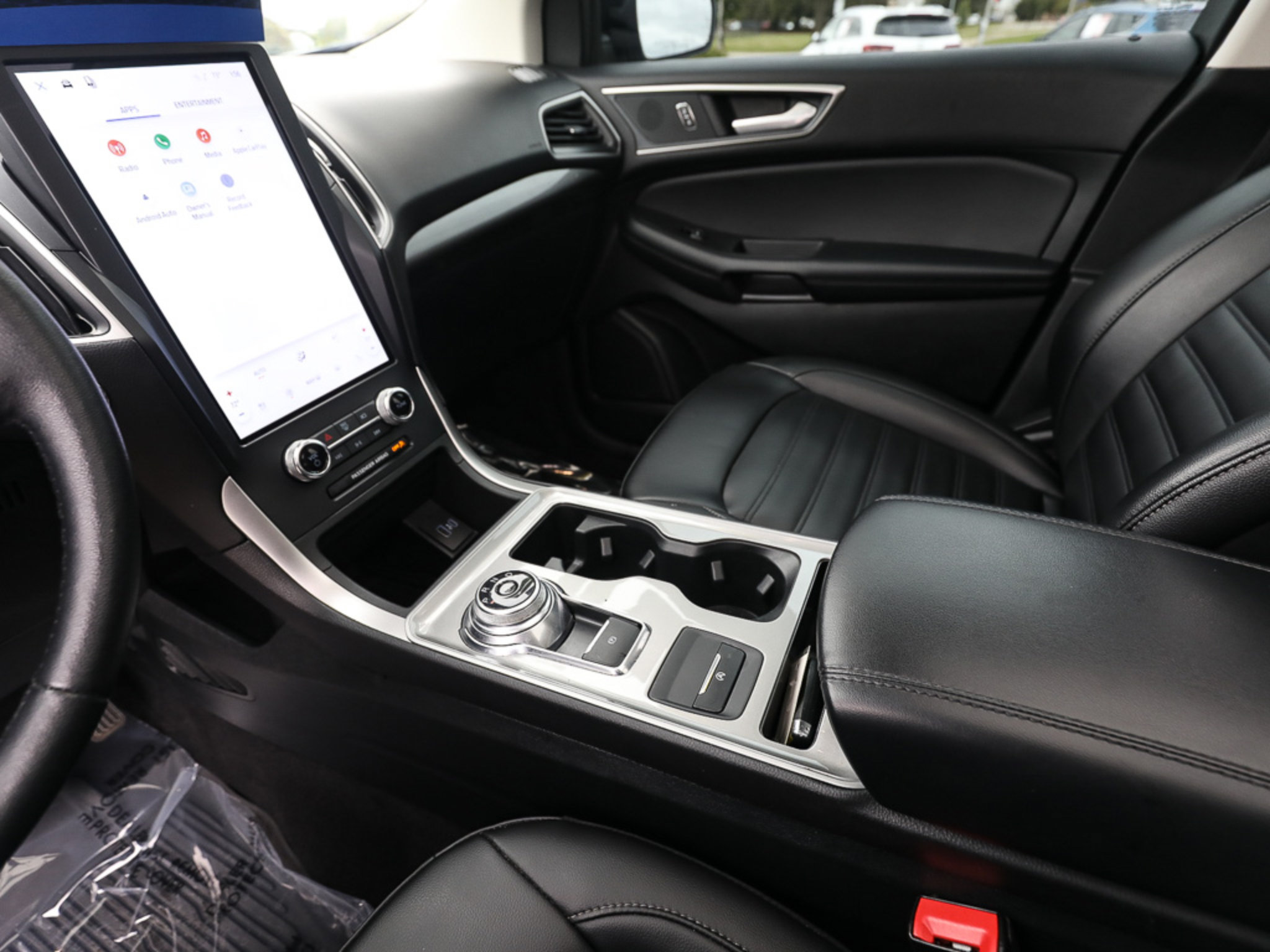 Certified 2024 Ford Edge SEL w/ Convenience Package AWD/4WD image 18