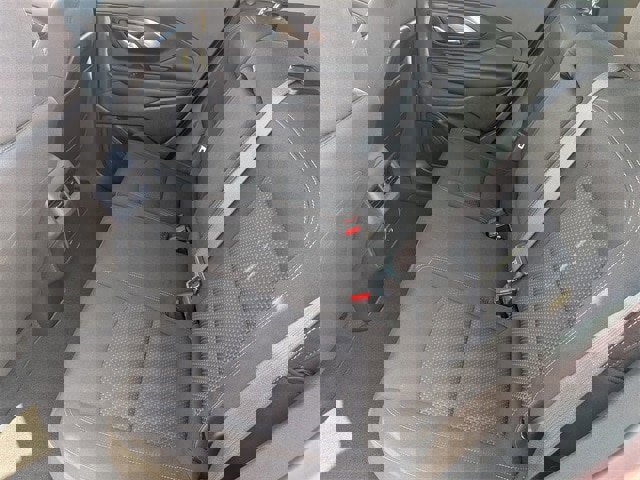 Used 2024 GMC Terrain SLE image 25