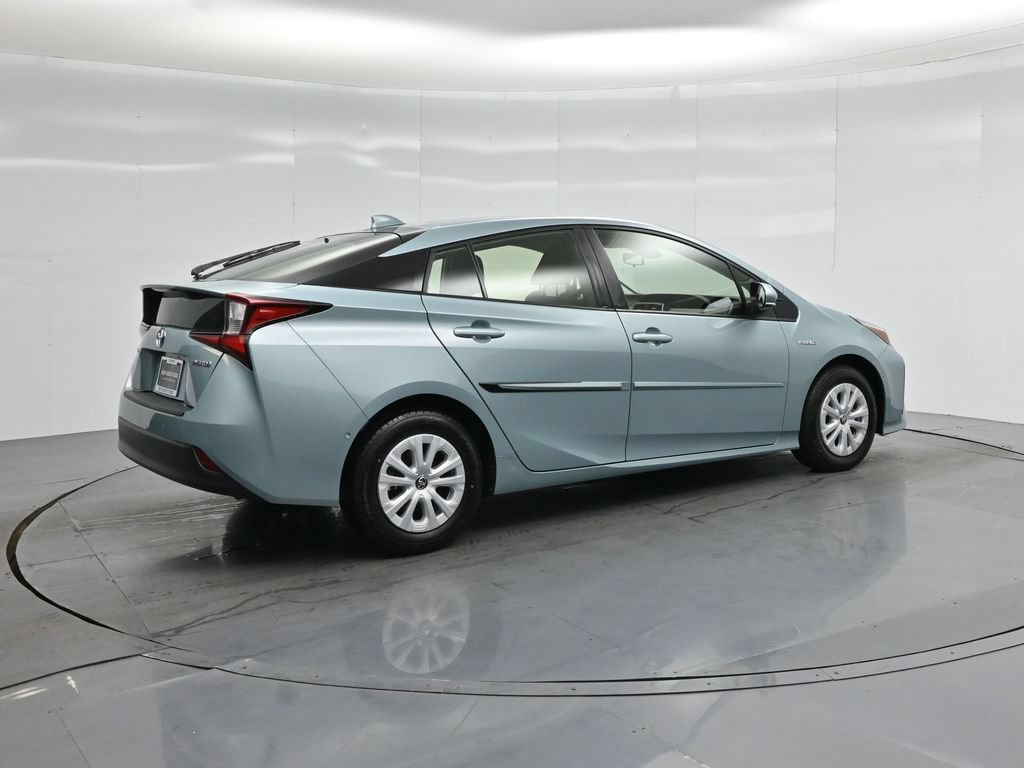 Used 2021 Toyota Prius LE FWD image 21