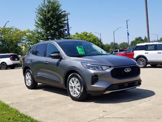 Certified 2023 Ford Escape Active w/ Cold Weather Package FWD image 9