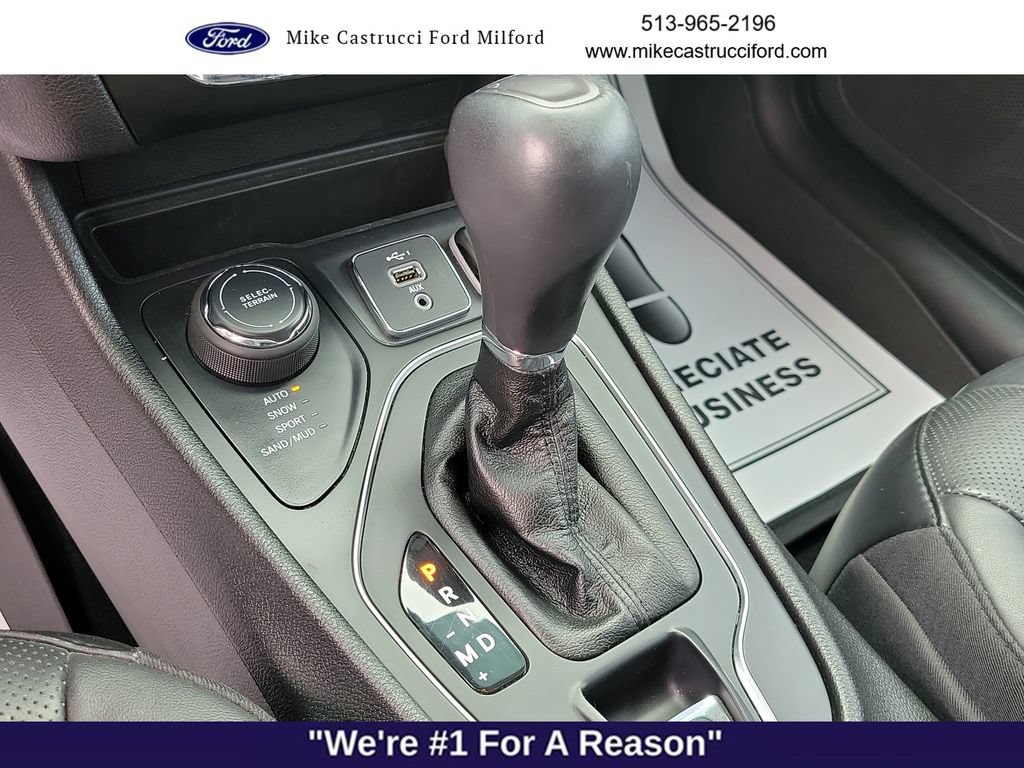 Used 2021 Jeep Cherokee Latitude Lux AWD/4WD image 16