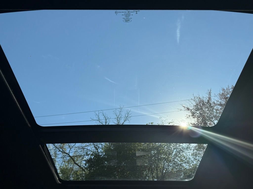 Certified 2022 Ford Explorer Platinum w/ Equipment Group 601A image 15