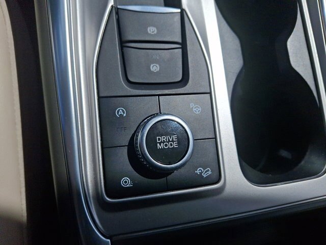Certified 2020 Ford Explorer Platinum w/ Premium Technology Package AWD/4WD image 18