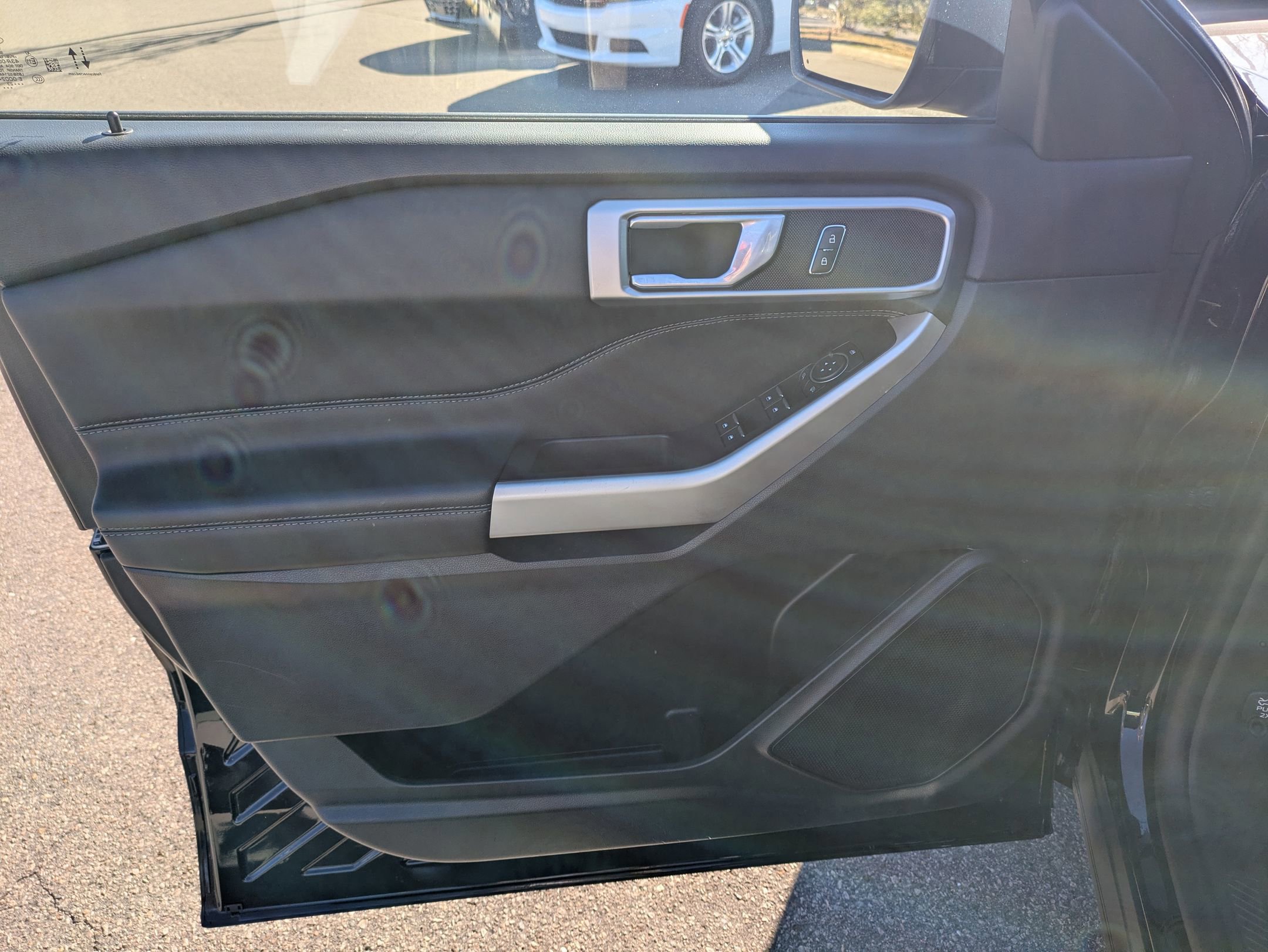 Certified 2023 Ford Explorer XLT w/ Equipment Group 202A image 12