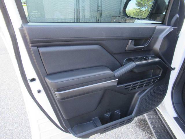 Used 2026 Toyota 4Runner SR5 AWD/4WD image 14