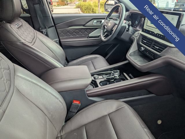 Certified 2025 Ford Explorer Platinum w/ Ultimate Package AWD/4WD image 15