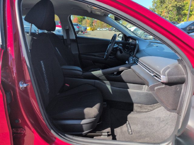 Used 2024 Hyundai Elantra SEL FWD image 15