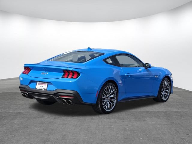 Certified 2025 Ford Mustang GT Premium RWD image 5
