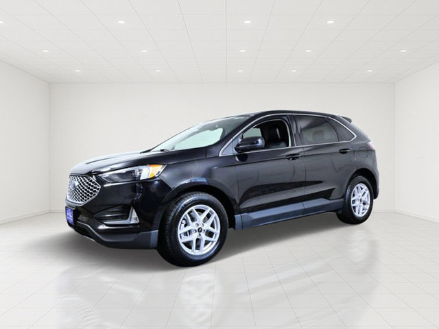 Certified 2024 Ford Edge SEL w/ Convenience Package AWD/4WD image 2