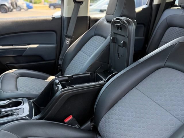 Used 2018 Chevrolet Colorado Z71 AWD/4WD image 22