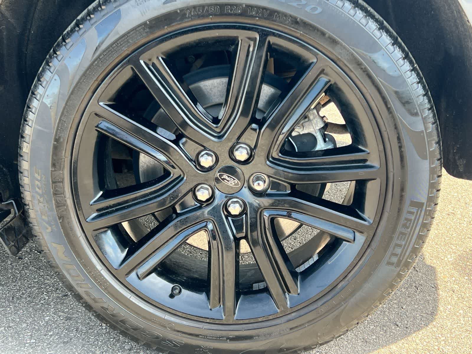 Certified 2024 Ford Edge ST-Line AWD/4WD image 14