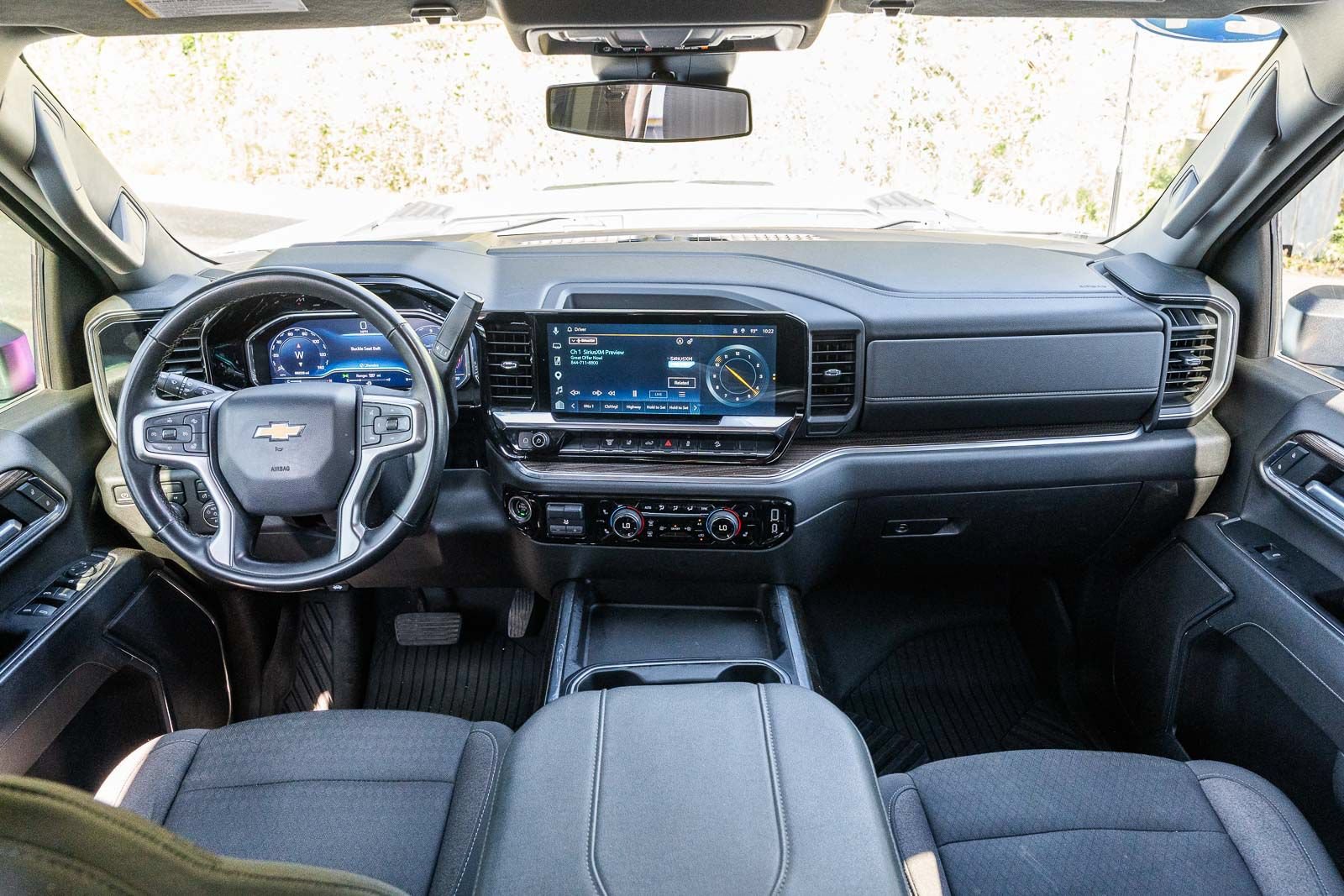 Used 2024 Chevrolet Silverado 2500 LT AWD/4WD image 23