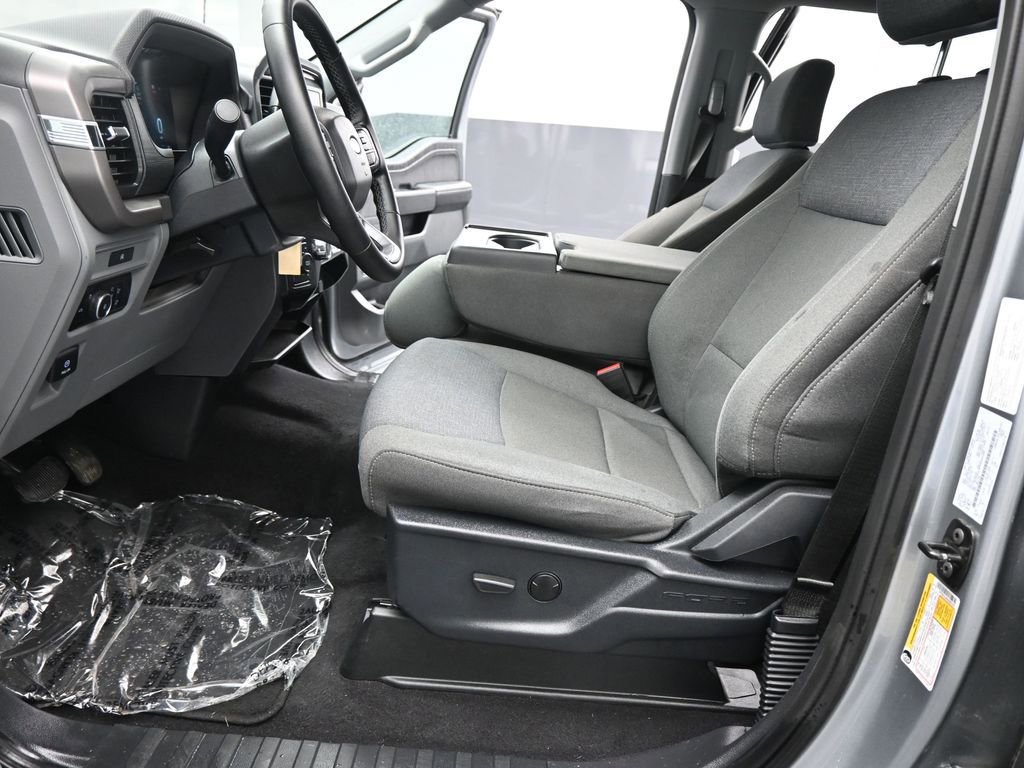 Certified 2025 Ford F150 XLT w/ Equipment Group 301A Standard image 37