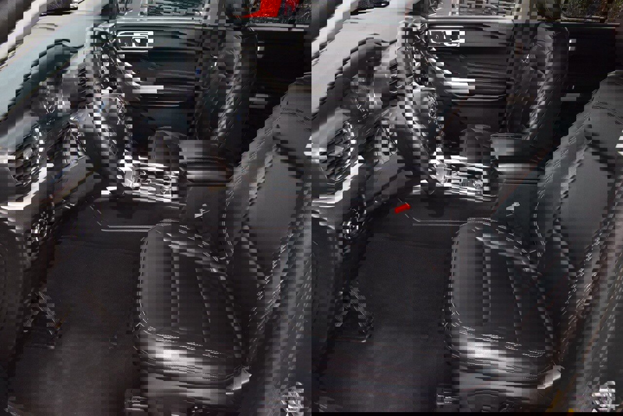 Certified 2023 Ford Explorer XLT w/ Equipment Group 202A image 14