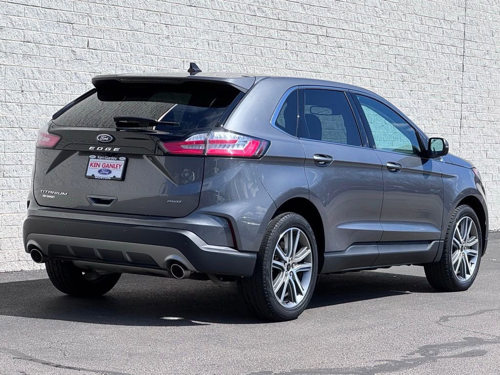 Certified 2023 Ford Edge Titanium AWD/4WD image 3