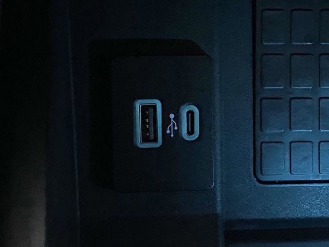 Certified 2022 Ford F450 Lariat w/ Lariat Ultimate Package image 34