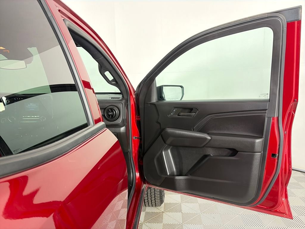 Used 2023 Chevrolet Colorado Trail Boss w/ Advanced Trailering Package image 26