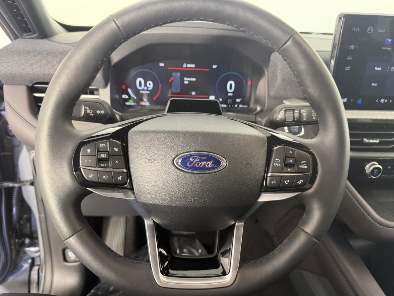 Certified 2026 Ford Explorer Platinum AWD/4WD image 23