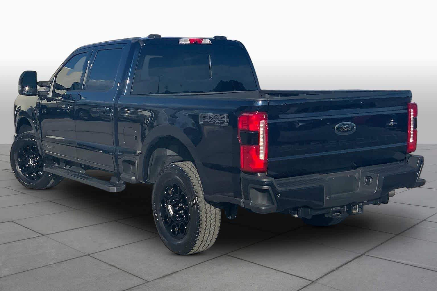 Certified 2025 Ford F250 Lariat w/ Lariat Ultimate Package AWD/4WD image 12