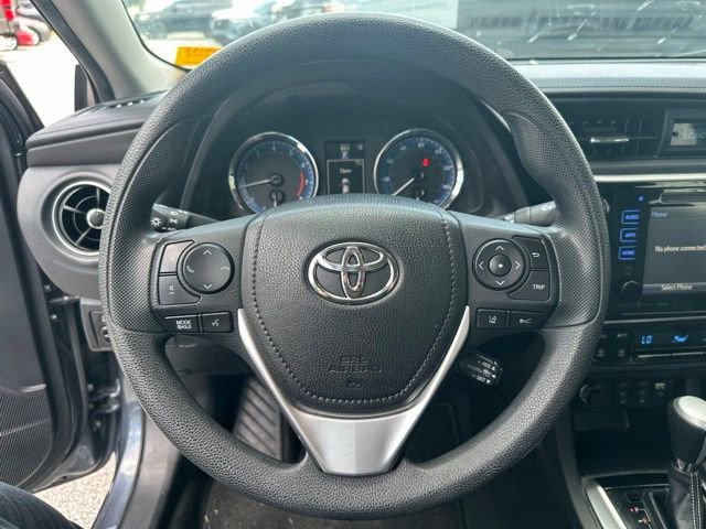 Used 2017 Toyota Corolla XLE w/ Carpet Mat Package (TMS) FWD image 21