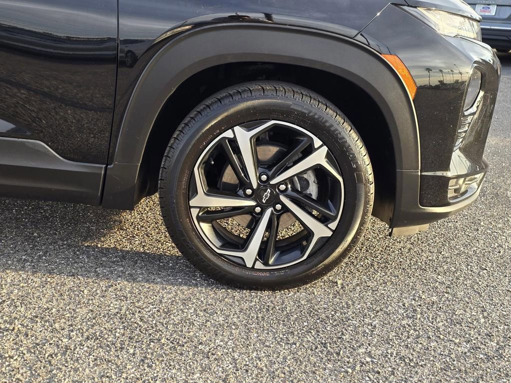 Used 2021 Chevrolet TrailBlazer RS w/ Convenience Package image 29