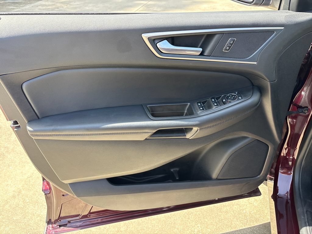 Certified 2024 Ford Edge SEL w/ Convenience Package AWD/4WD image 15