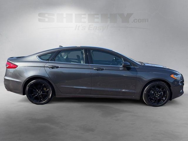 Certified 2019 Ford Fusion SE w/ Equipment Group 151A image 5
