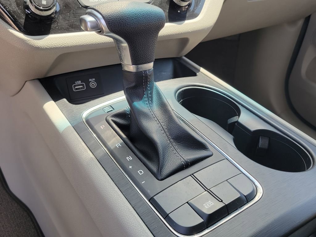 Used 2018 Kia Sedona LX FWD image 28