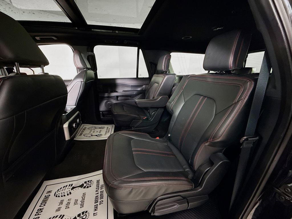 Certified 2022 Ford Expedition Max Limited image 4