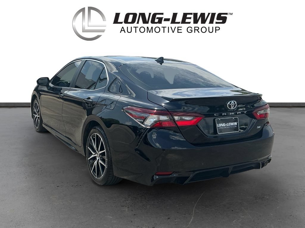 Used 2023 Toyota Camry SE w/ Convenience Package FWD image 4