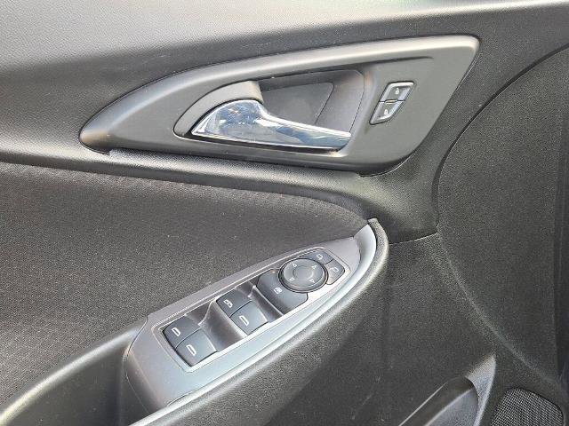 Used 2023 Chevrolet Malibu LT image 19