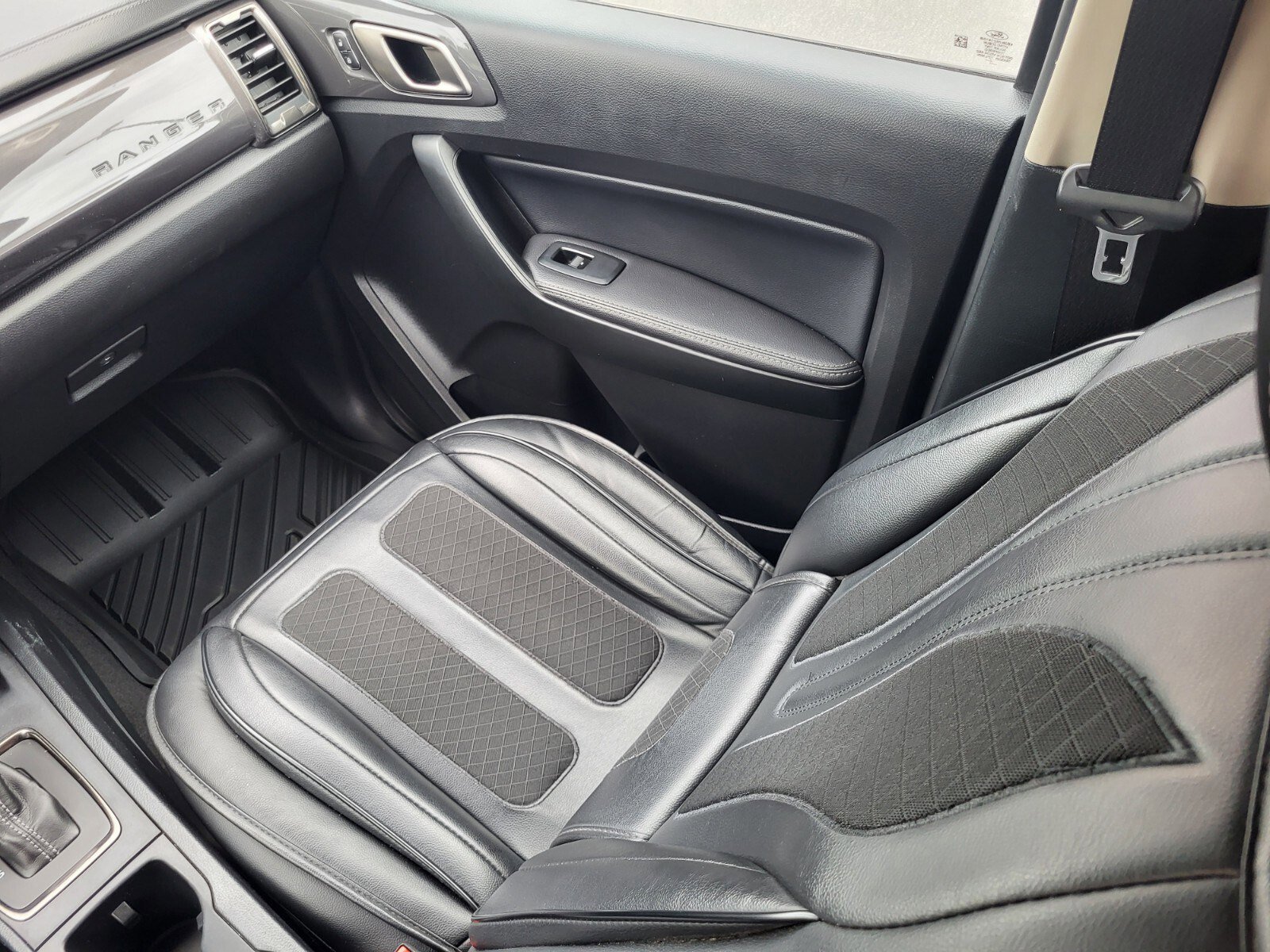 Certified 2020 Ford Ranger Lariat w/ Equipment Group 501A Mid image 17