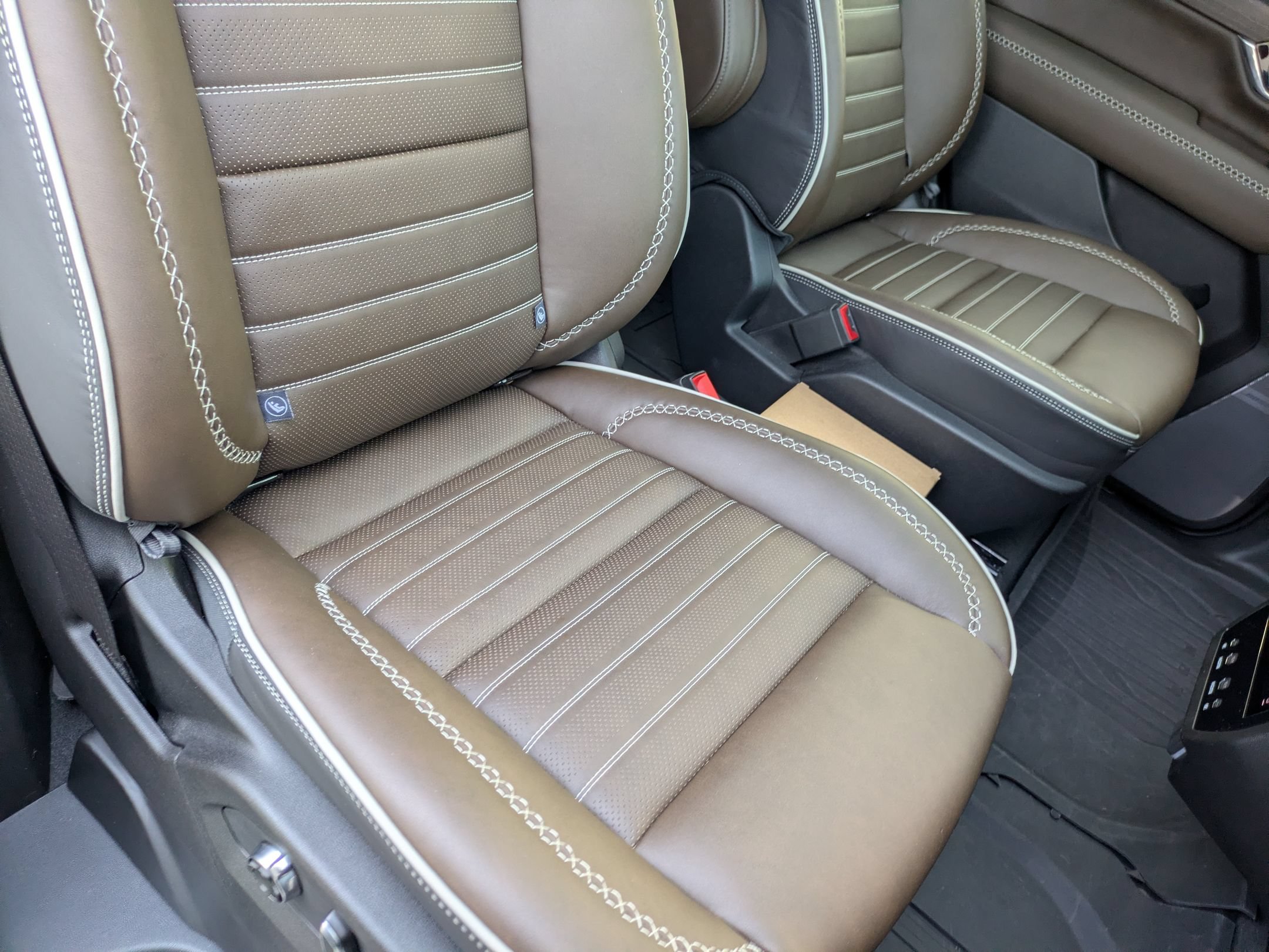 Used 2025 GMC Yukon Denali Ultimate AWD/4WD image 36