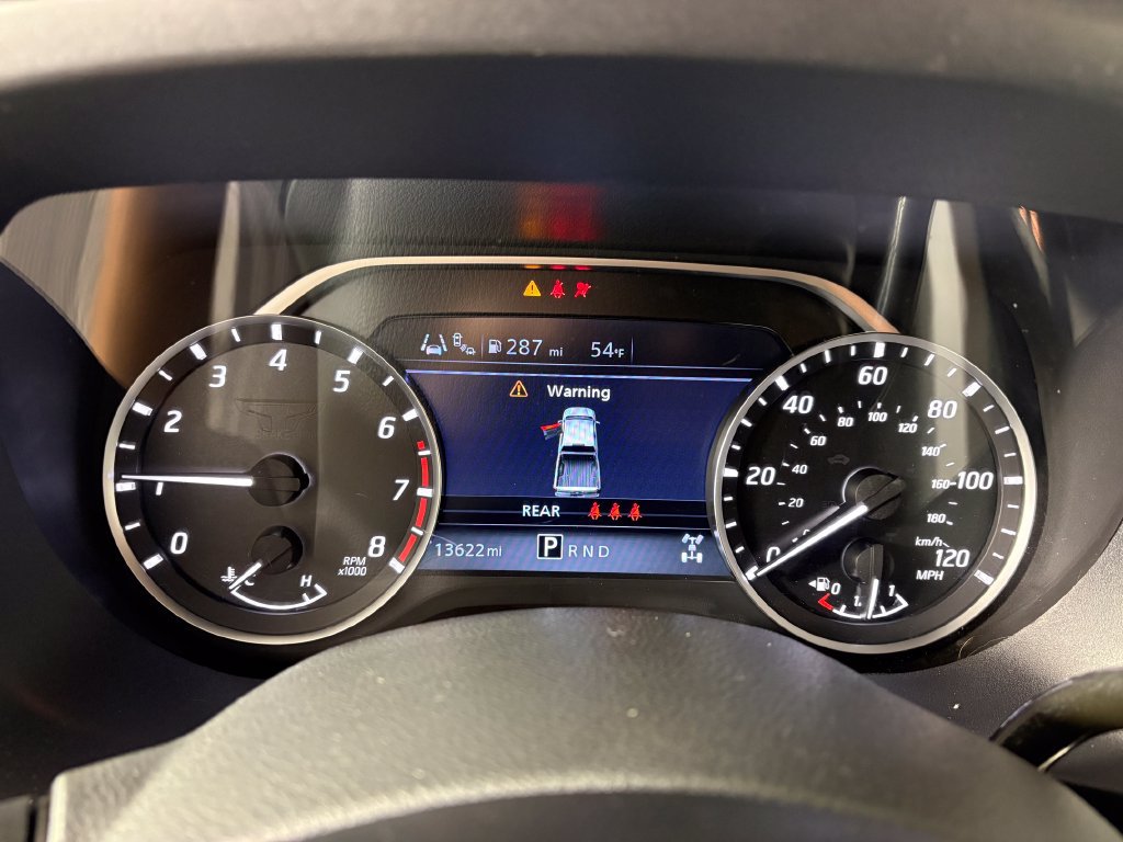 Used 2024 Nissan Titan SV w/ SV Convenience Package AWD/4WD image 16