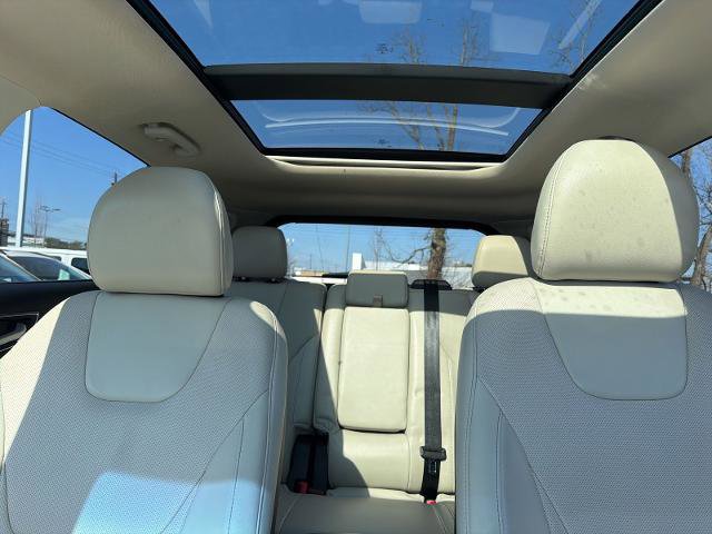 Certified 2019 Ford Edge Titanium w/ Equipment Group 301A image 27