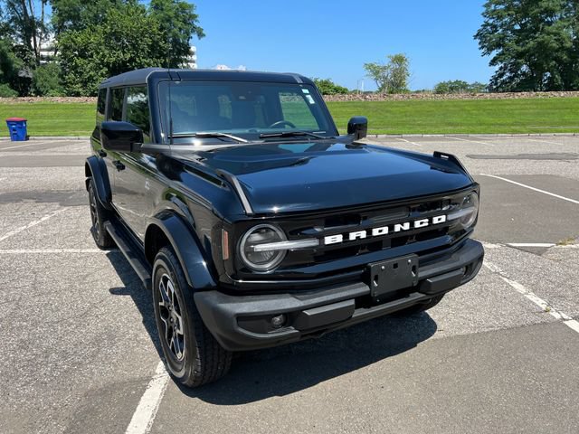 Certified 2022 Ford Bronco Outer Banks AWD/4WD image 2