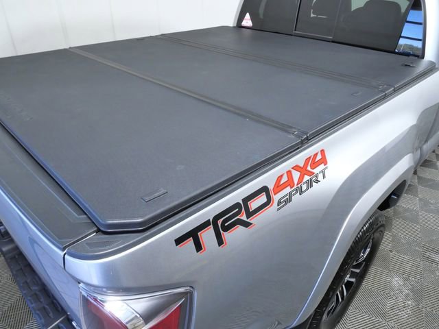 Used 2023 Toyota Tacoma TRD Sport w/ TRD Premium Sport Package AWD/4WD image 9