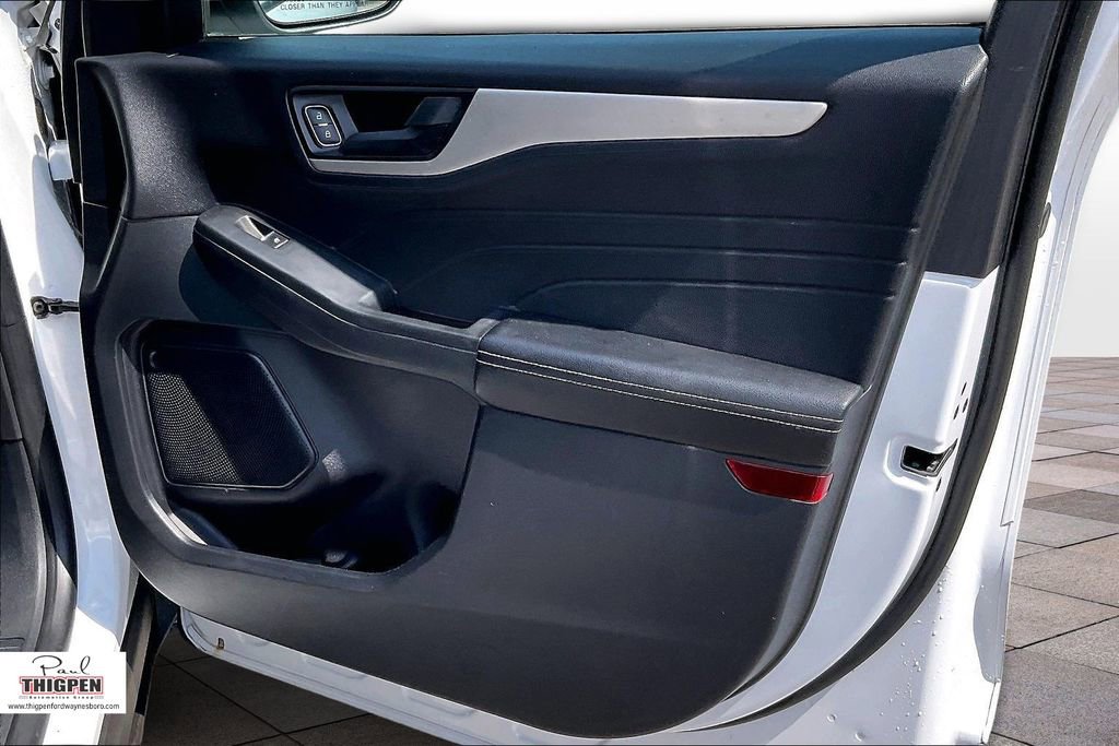 Certified 2022 Ford Escape SE image 23