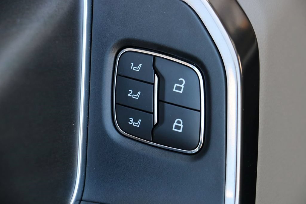 Certified 2025 Ford F150 Platinum w/ Equipment Group 703A Plus AWD/4WD image 21