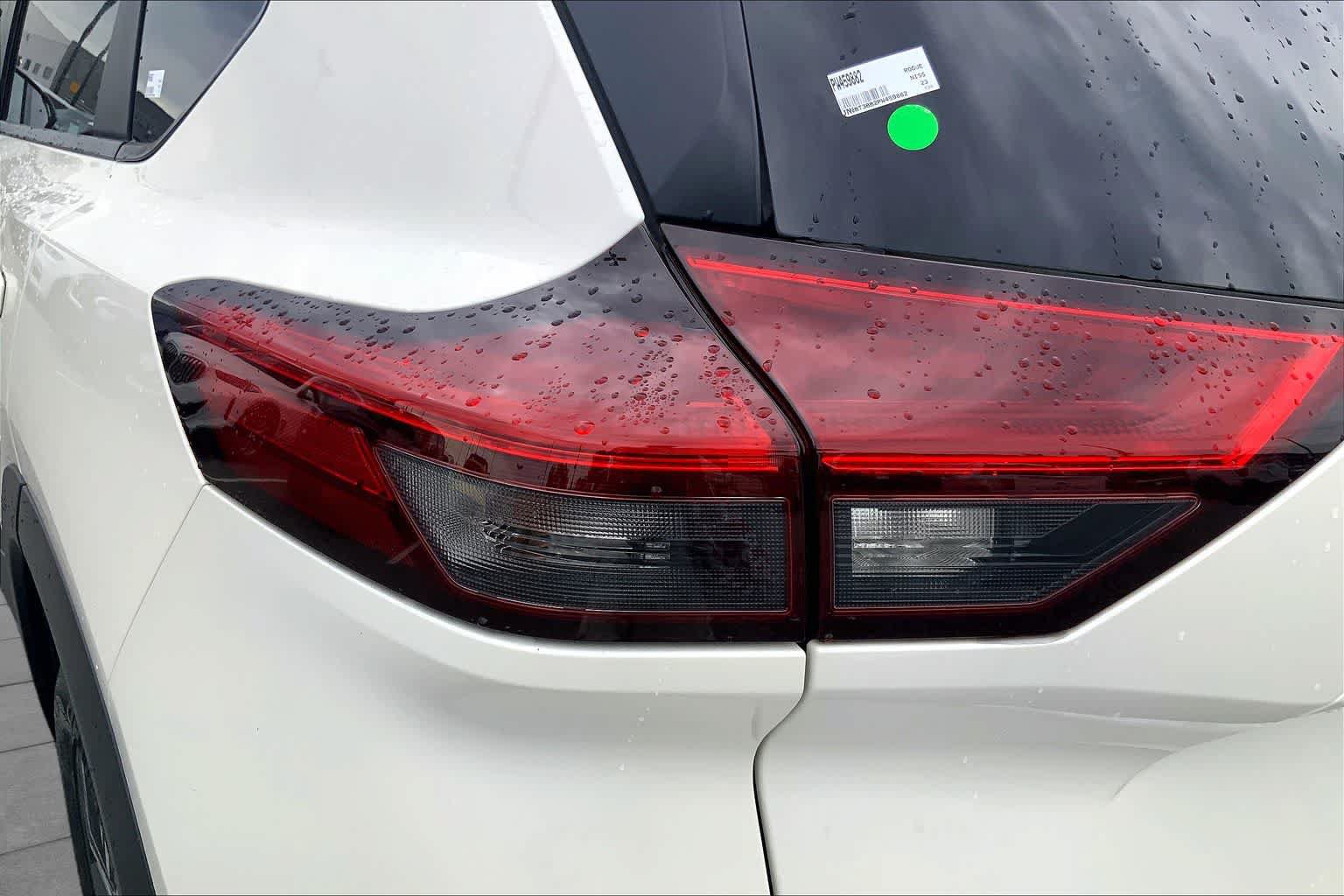 Used 2023 Nissan Rogue SV AWD/4WD image 25